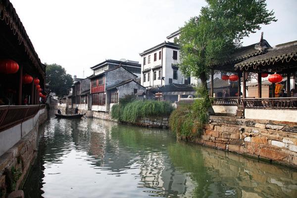 寻找答案?快来柏林宣布实施宵禁,宵禁的政策是为了控制疫情吗?问问!